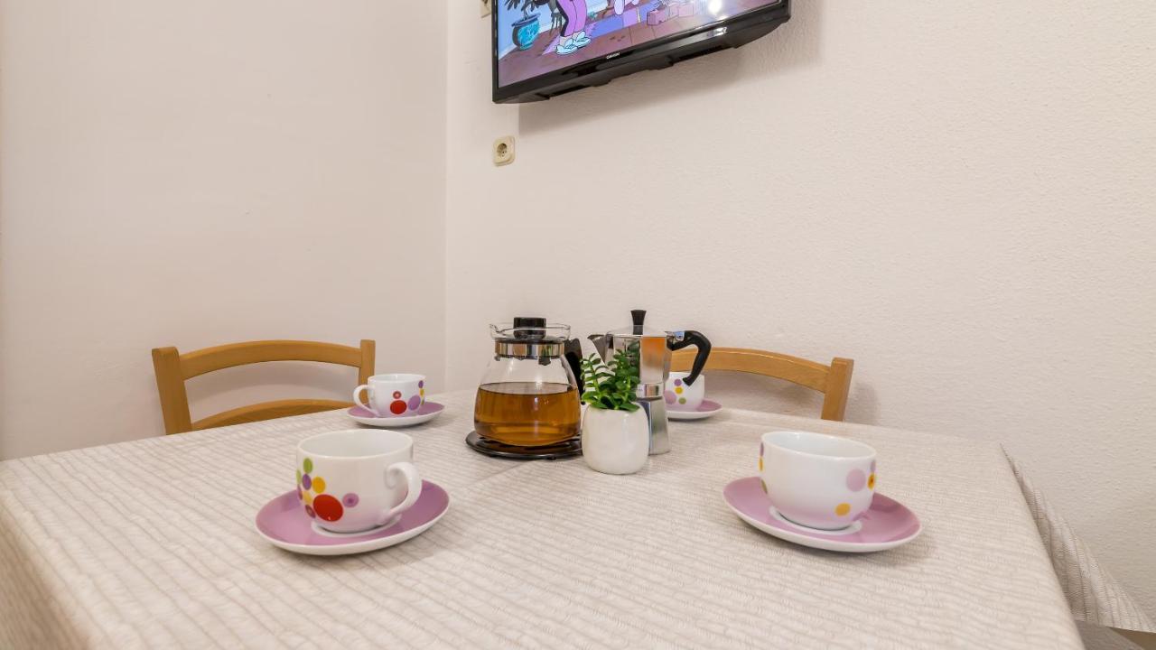 Meri Baska  Bagian luar foto